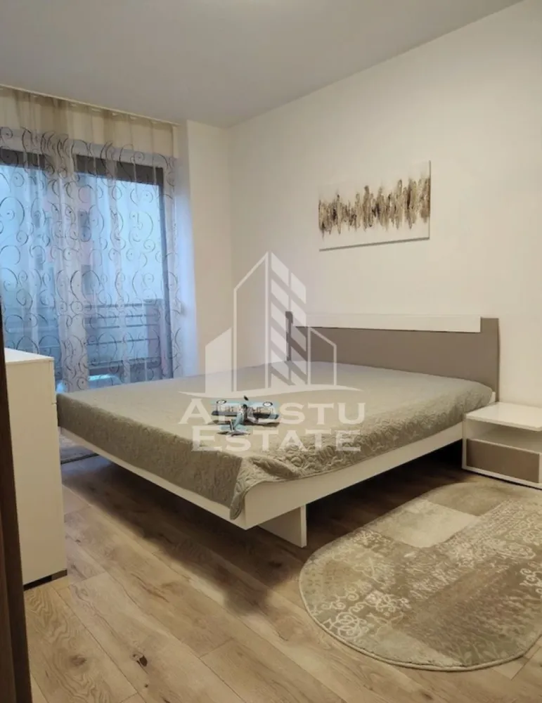 Apartament 2 camere de inchiriat ,Zona Torontalului , Iris , Timisoara - Agentia imobiliara APOSTU ESTATE va propune spre inchiriere un apartament cu 2 camere, spatios si luminos, situat in zona Torontalului ,o zona linistita si bine pozitionata din Timisoara, potrivit pentru cupluri,familii, sau studenti care isi doresc o locuinta unde sa se simta confortabil si cu acces facil catre scoli, statii de autobuz, supermarketuri , magazine de zona, parcuri.

Suprafata utila: 50 mp
Compartimentare eficienta:
-Hol de acces generos
-Bucatarie complet mobilata si utilata, cu loc de luat masa
-Living luminos si spatios
-Dormitor mobilat si utilat
-Baie prevazuta cu cada

Confort si facilitati:
-Incalzirea apartamentului: centrala proprie 
-Apartamentul este complet mobilat si utilat
-2 locuri de parcare incluse in pret 

Localizare:
-Timis,Timisoara, zona Torontalului – acces facil spre magazine, supermarketul Lidl, scoli, parcuri si mijloace de transport in comun.

Ideal pentru:
-Familii
-Cupluri
-Studenti

Pret chirie lunara: 500 euro 
Programeaza o vizionare pentru a-ti putea imagina viitorul aici!
ID intern: CP3178267