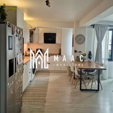 Logo MAAC IMOBILIARE logo