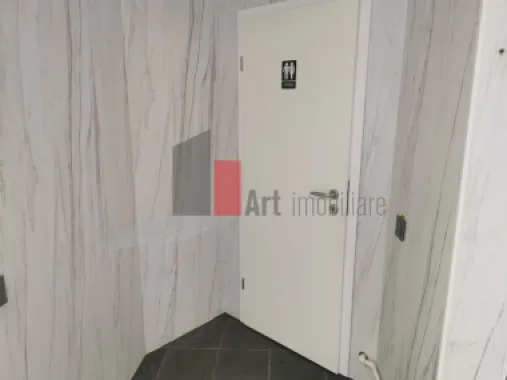 %0 Comision Spatiu comercial de inchiriat in zona Kogalniceanu/Splai Independent