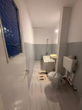 De vanzare apartament cu 2 camere, etaj 4/4, recent renovat, 33.000 euro