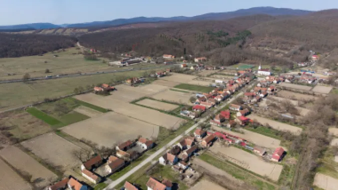 Loc de casă în Odvoș - Conop 3000mp