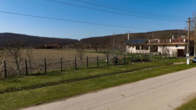 Loc de casă în Odvoș - Conop 3000mp