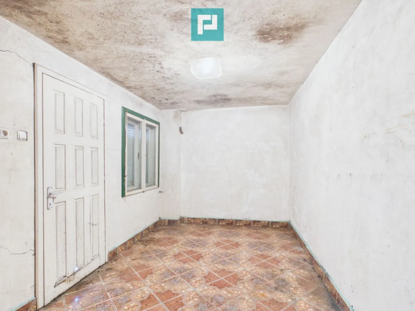 Casă – 5 camere | Cantemir -Zona centrala