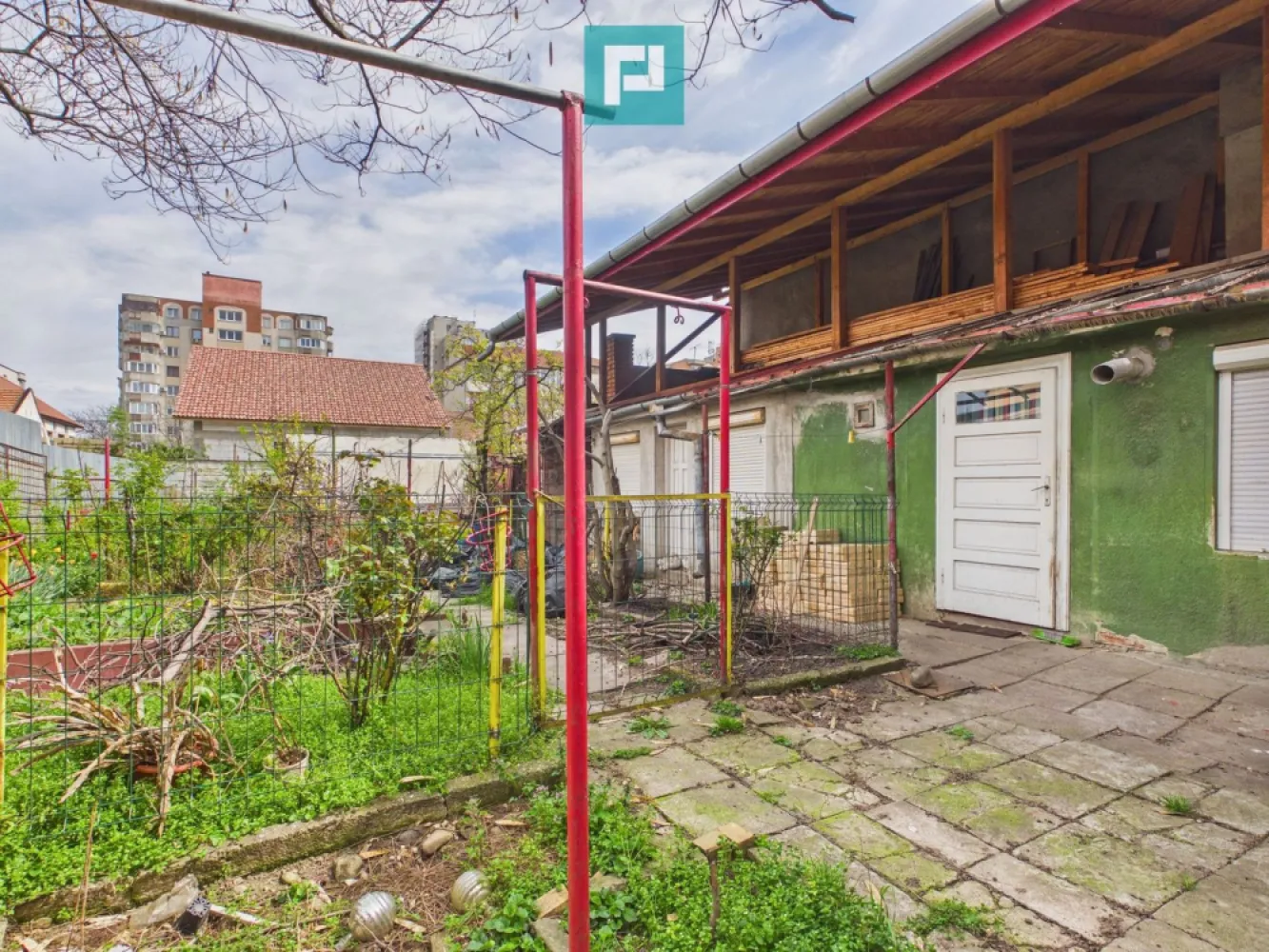 Casă – 5 camere | Cantemir -Zona centrala