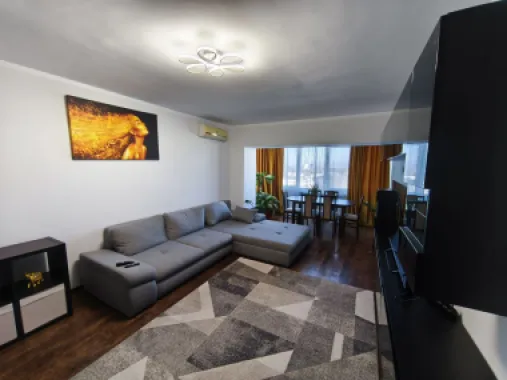 De vanzare apartament cu 3 camere , etaj 8/9 , Faleza, 165.000 euro