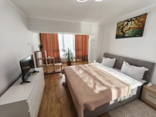 De vanzare apartament cu 3 camere , etaj 8/9 , Faleza, 165.000 euro