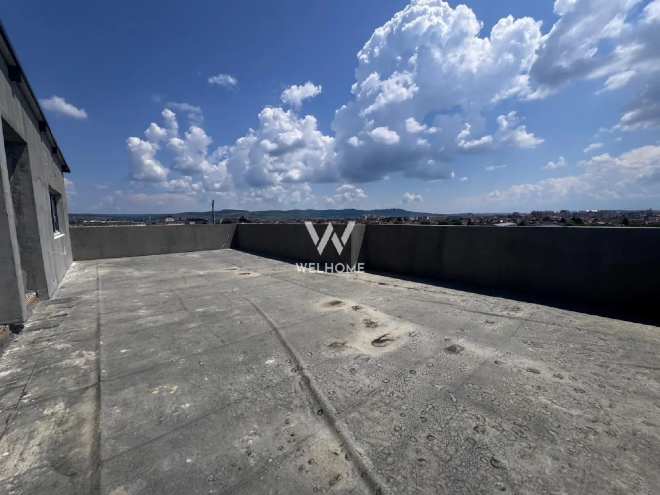 Penthouse 3 camere , 2 bai,TERASA 90mp, Lacul lui Binder, Sibiu