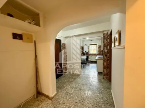 Apartament 3 camere de vanzare, zona Lipovei, Timisoara