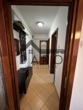 De inchiriat apartament 2 camere in centru
