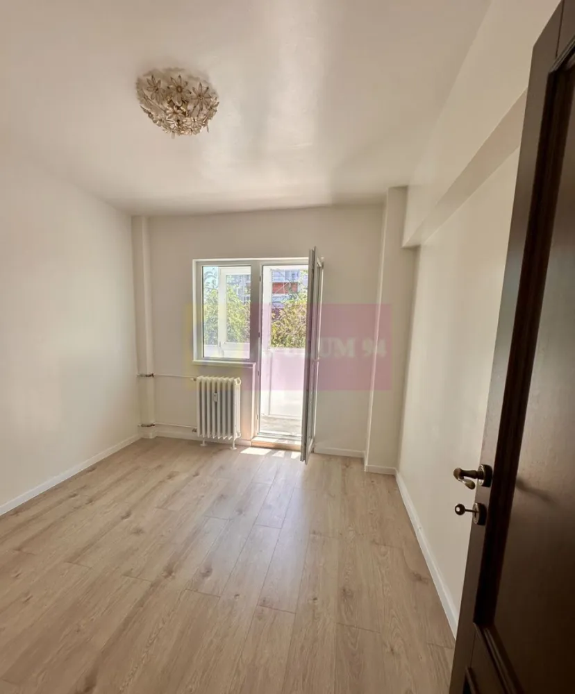 Apartament 4 camere Stefan Cel Mare-Badea Cartan