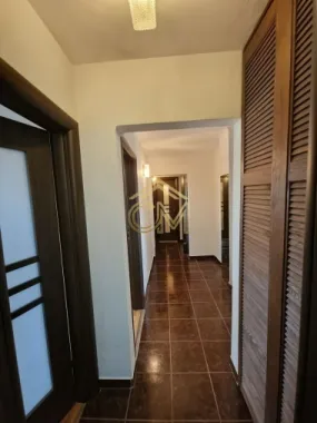 Apartament 4 Camere-2 Bai-2 Balcoane- Pivnita-80 MP