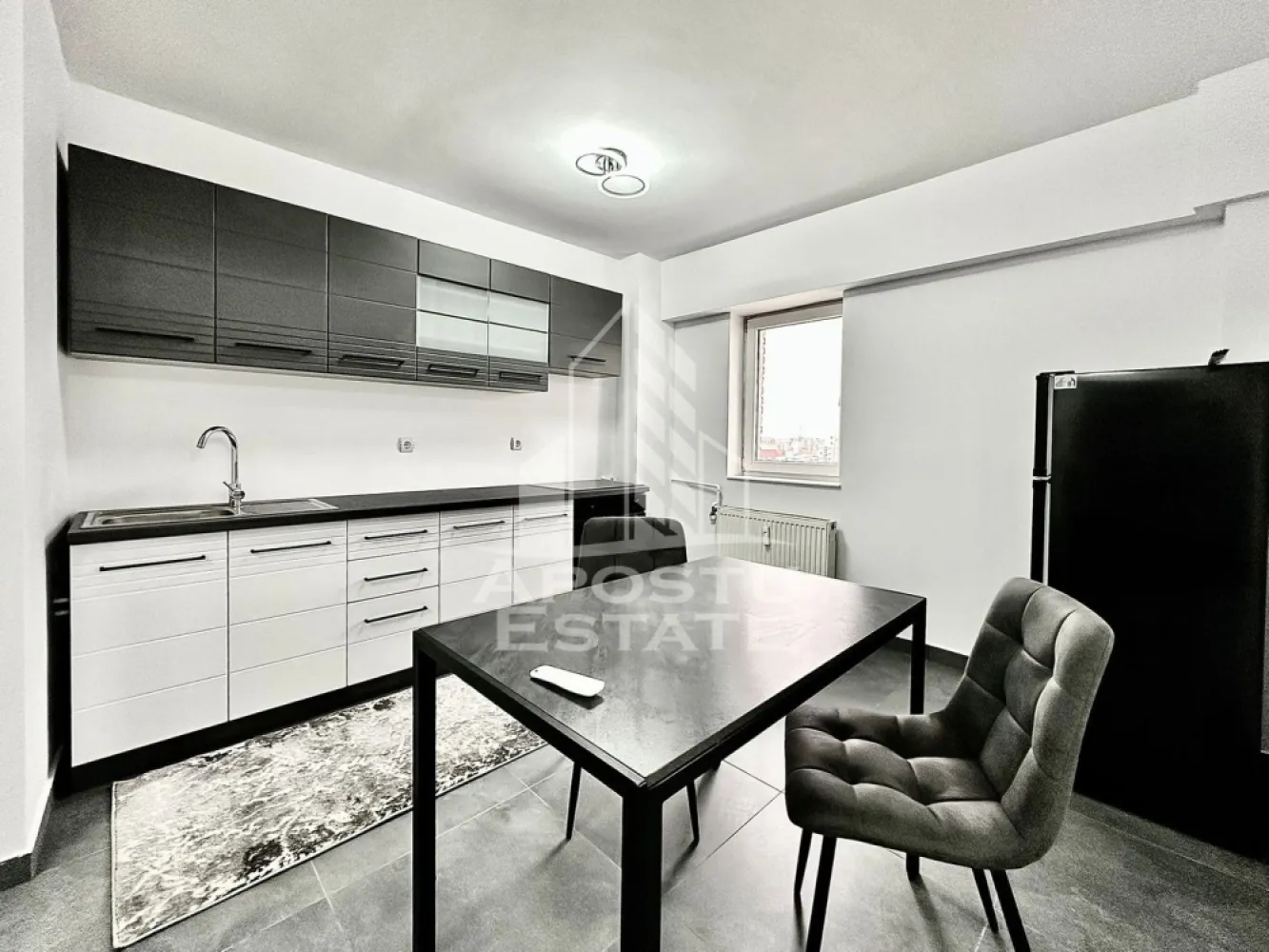 Apartament 2 camere zona centrala langa universtatea Aurel Vlaicu
