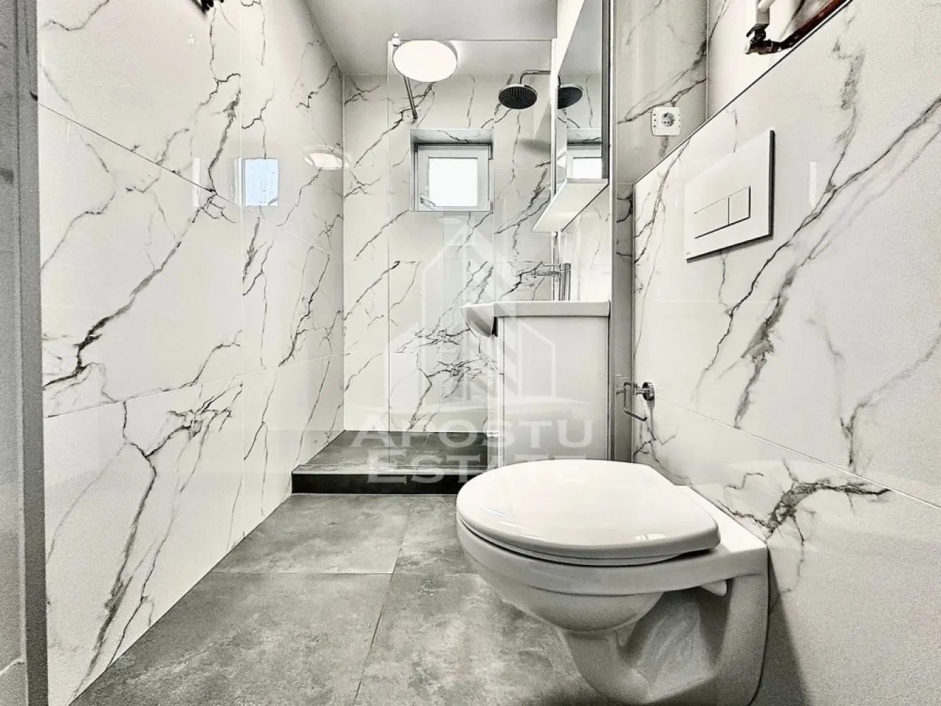 Apartament 2 camere zona centrala langa universtatea Aurel Vlaicu