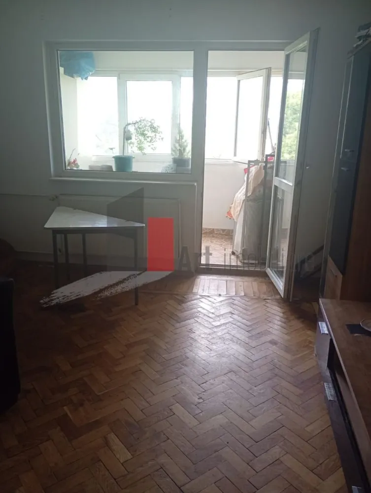 Apartament 2 camere, 2 balcoane bdul Basarabia