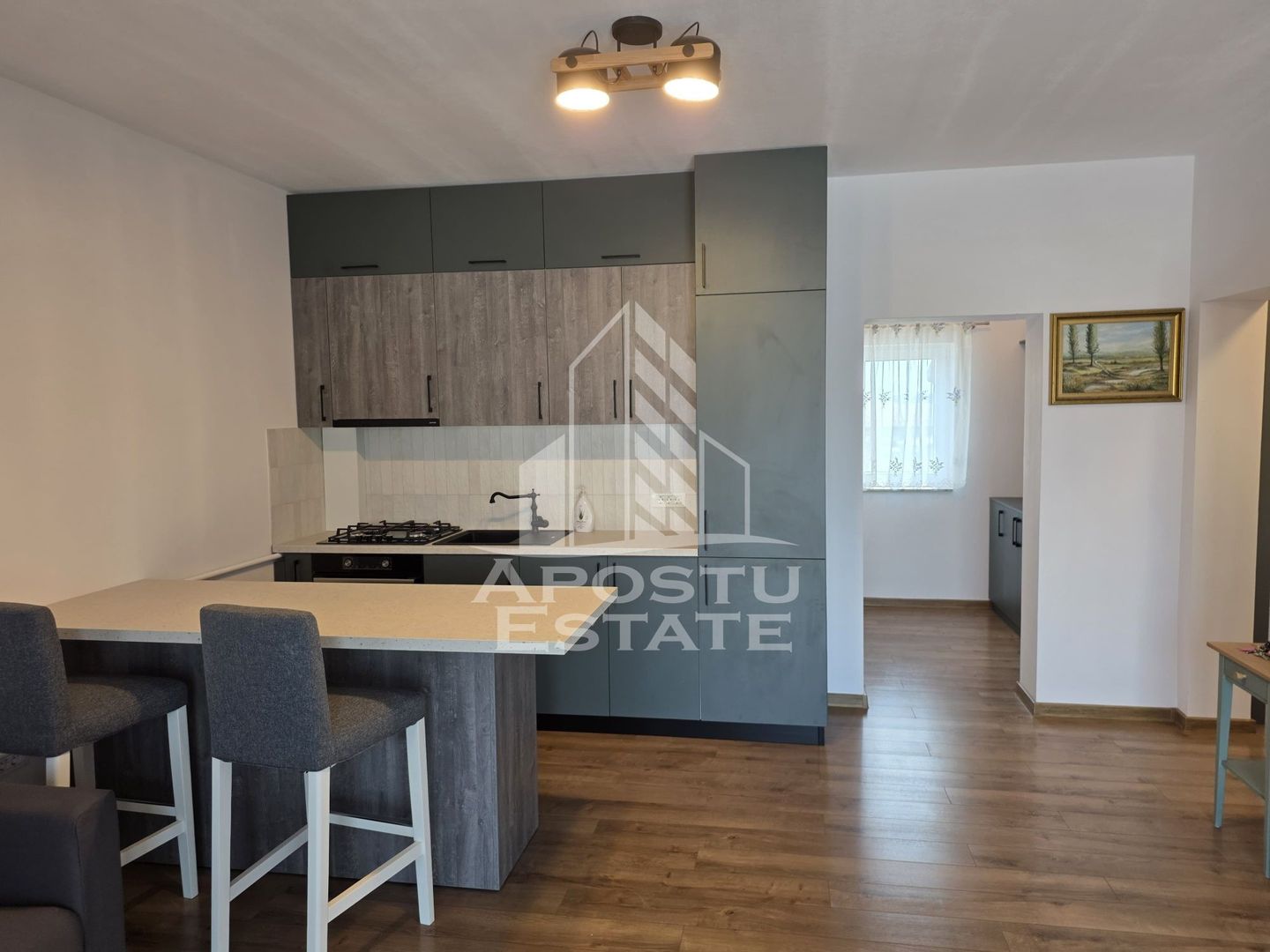 Apartament cu 3 camere, loc de parcare, in Dumbravita