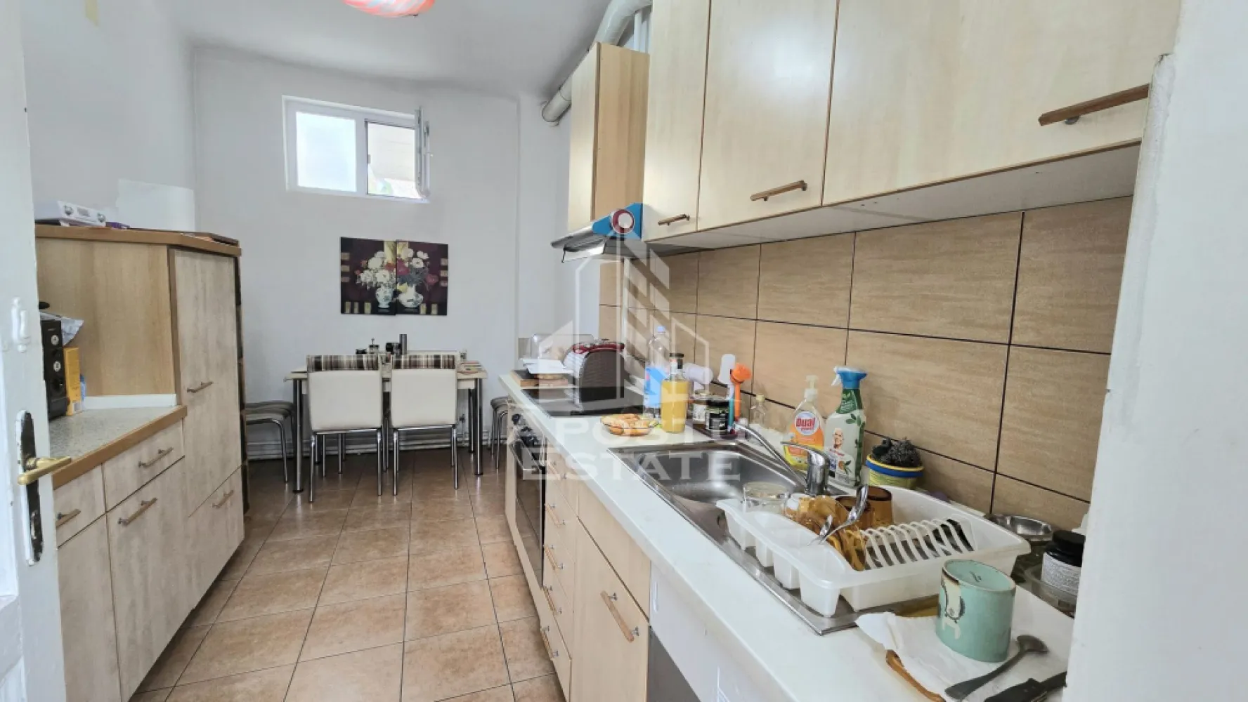 Casa de vanzare, 7 camere si 4 bai, centrala proprie, zona Odobescu