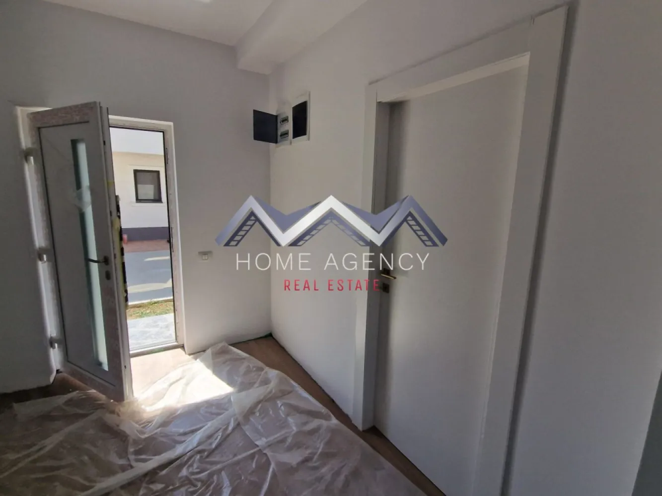 Casă single P+1+Pod în Otopeni