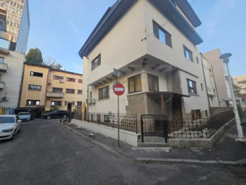 Spațiu de închiriat 26 mp | Piața Victoriei | Ideal birou, beauty sau servicii