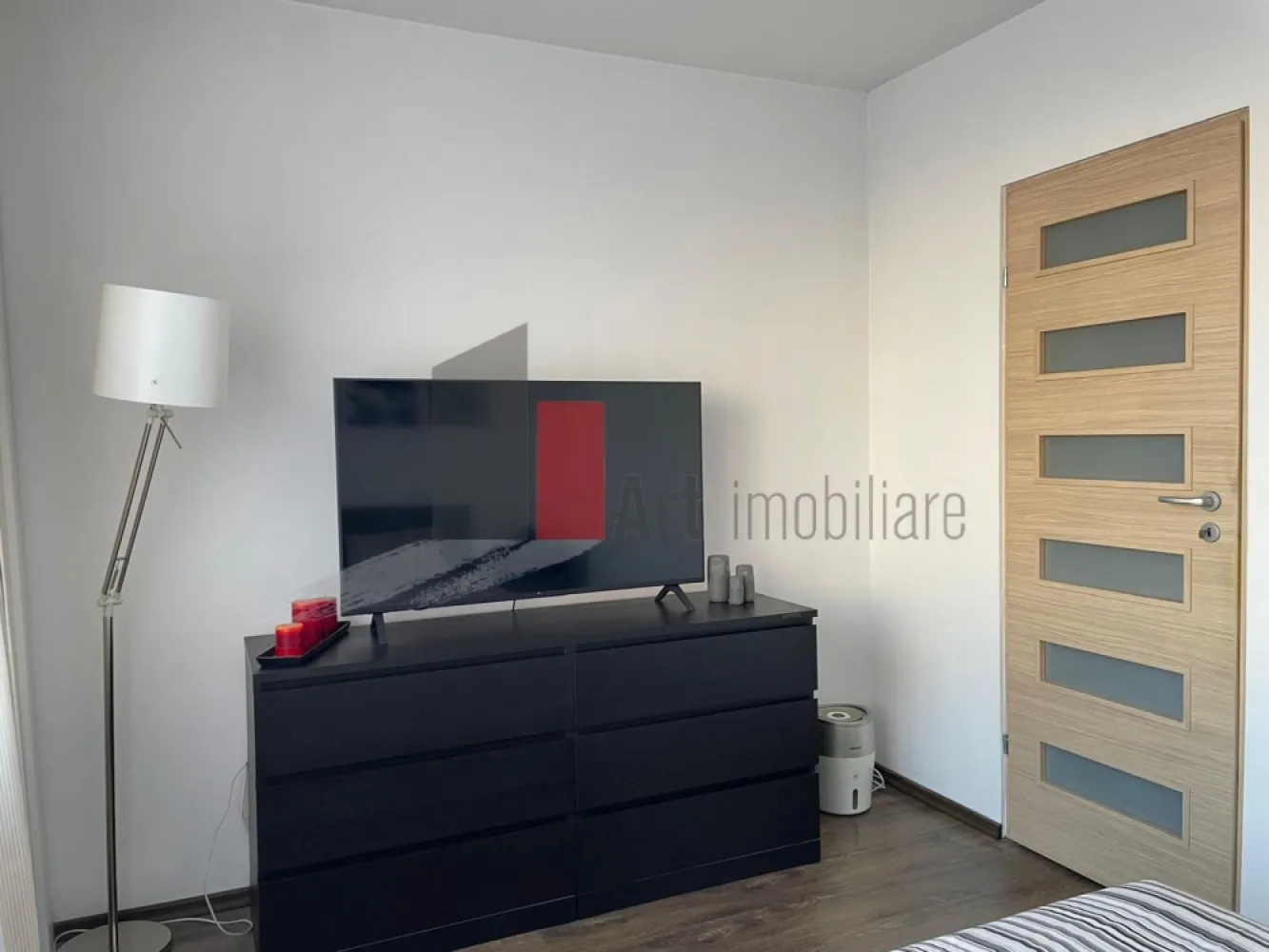 APARTAMENT 2 CAMERE -SALA PALATULUI