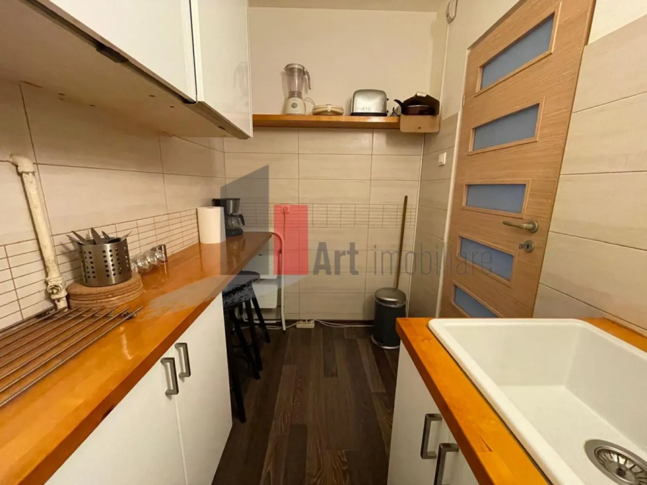 APARTAMENT 2 CAMERE -SALA PALATULUI