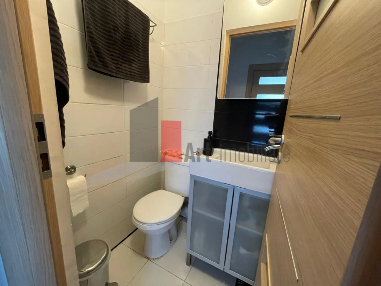 APARTAMENT 2 CAMERE -SALA PALATULUI