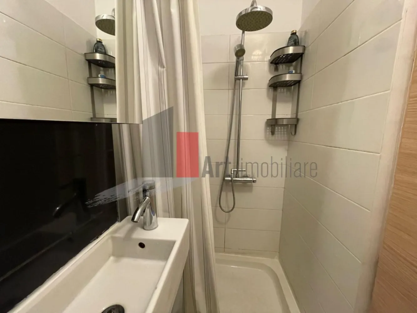 APARTAMENT 2 CAMERE -SALA PALATULUI