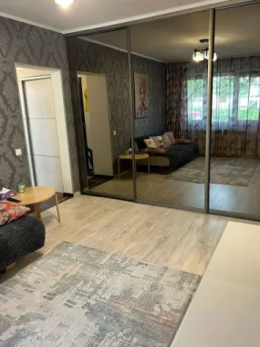 De inchiriat apartament 2 camere Mazepa 2, parter, 450 E