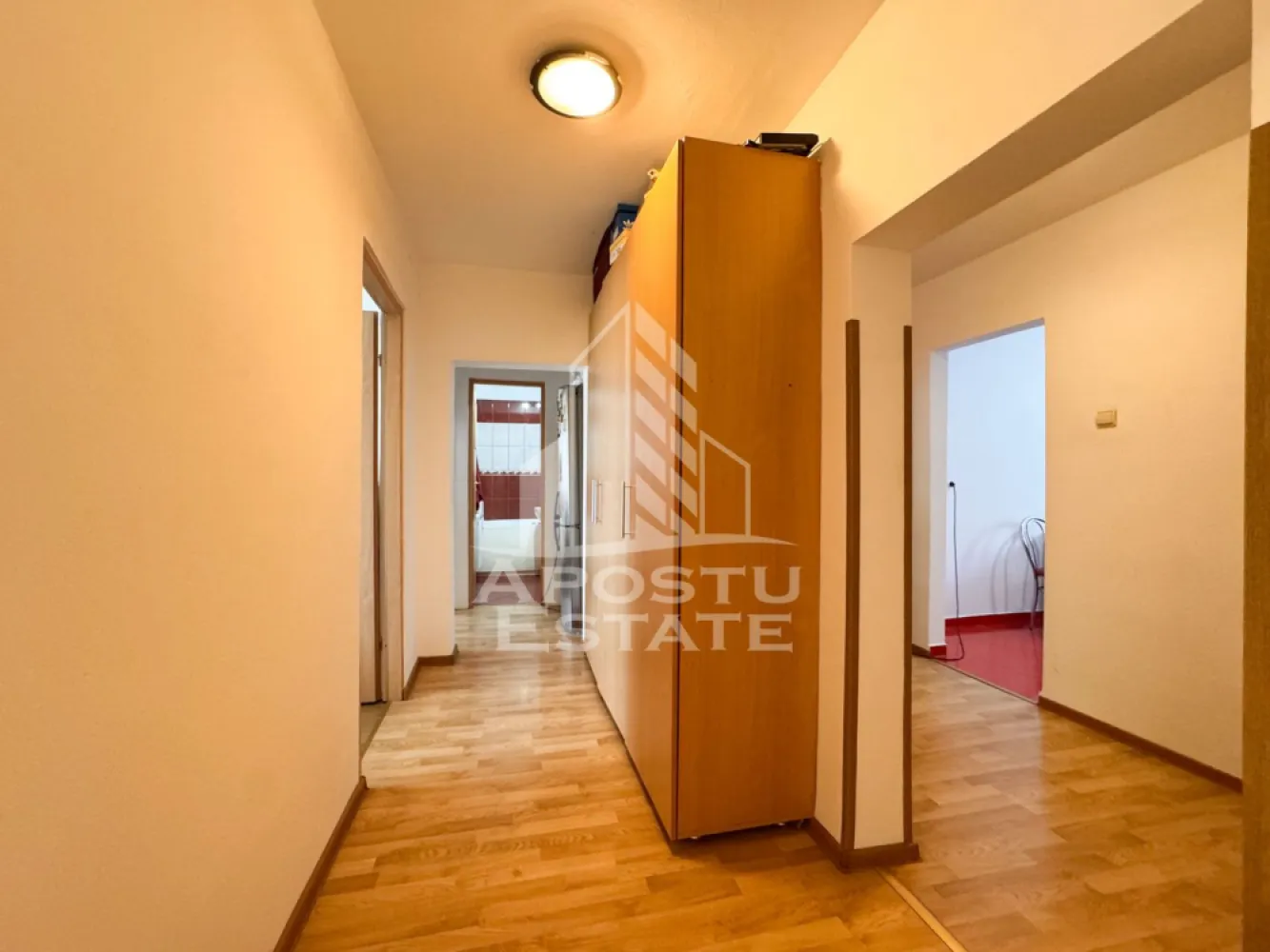 Apartament 4 camere | Decomandat | 80mp | Etaj 4/5 | La cheie | Turist