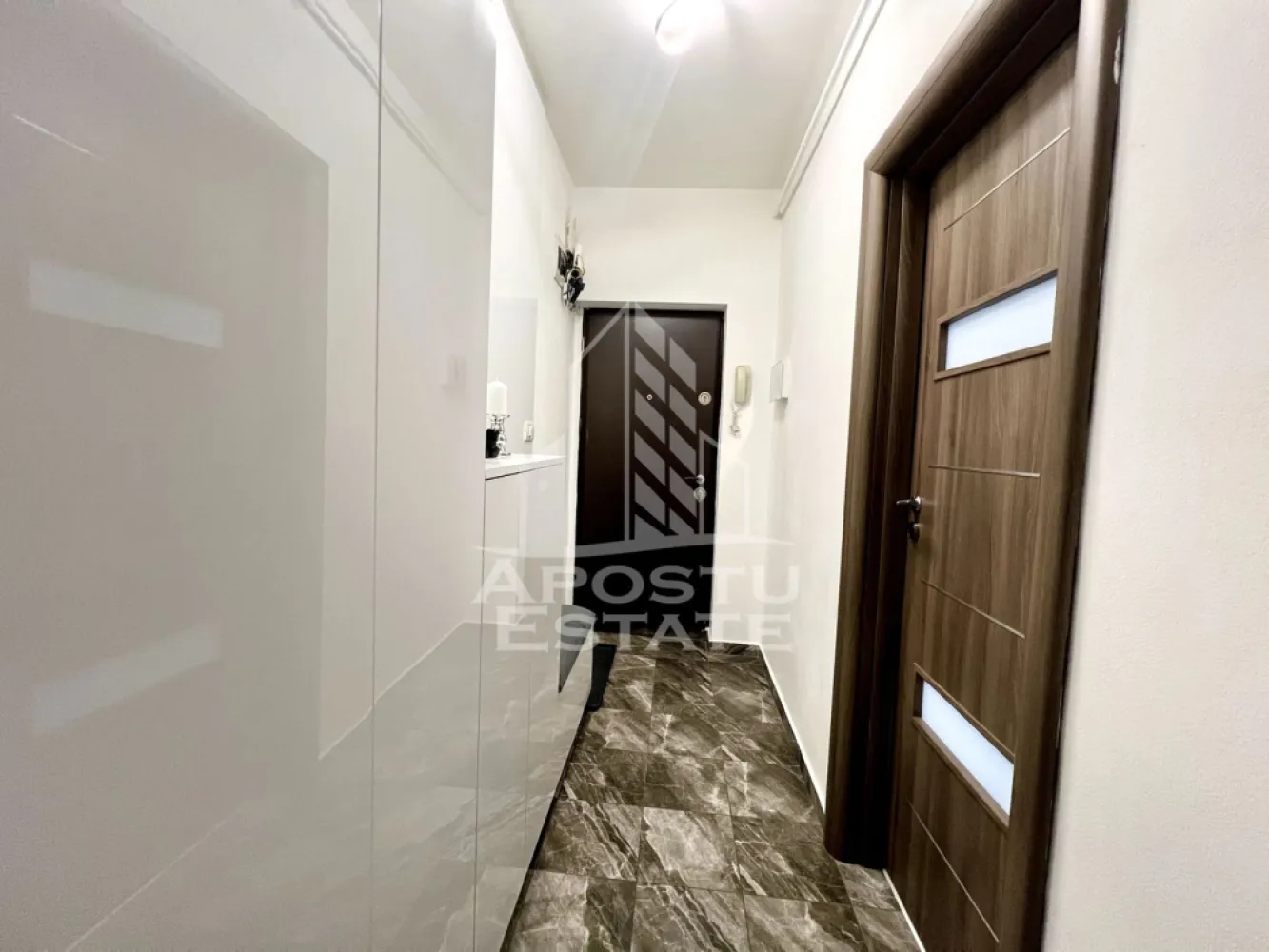 Apartament 3 camere de vânzare, zona Iulius Mall, Aradului, Timișoara