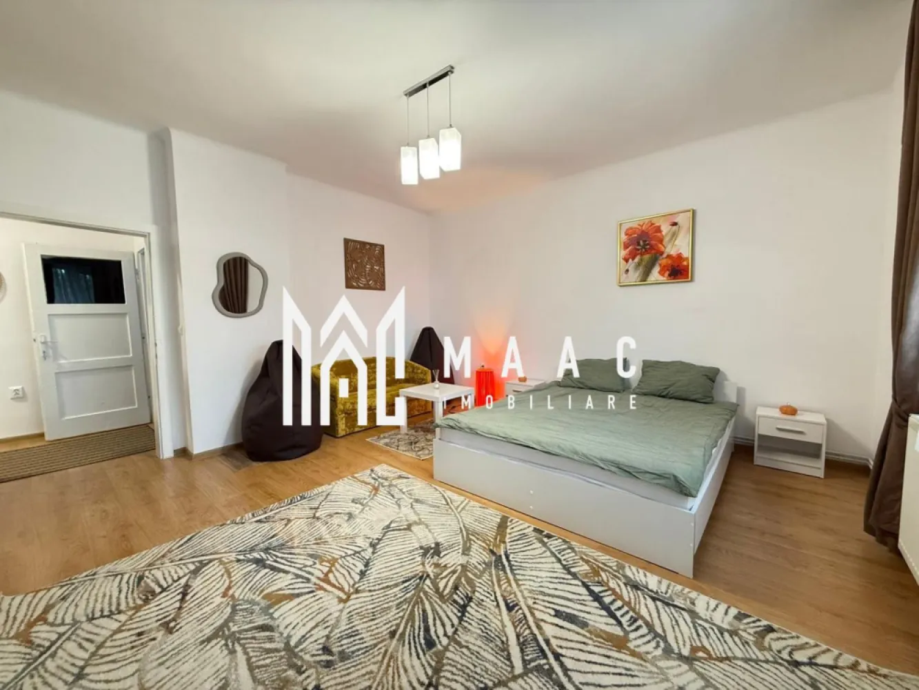 Apartament 1 camera | Etaj 1 | Decomandat | Curte | C. Noica
