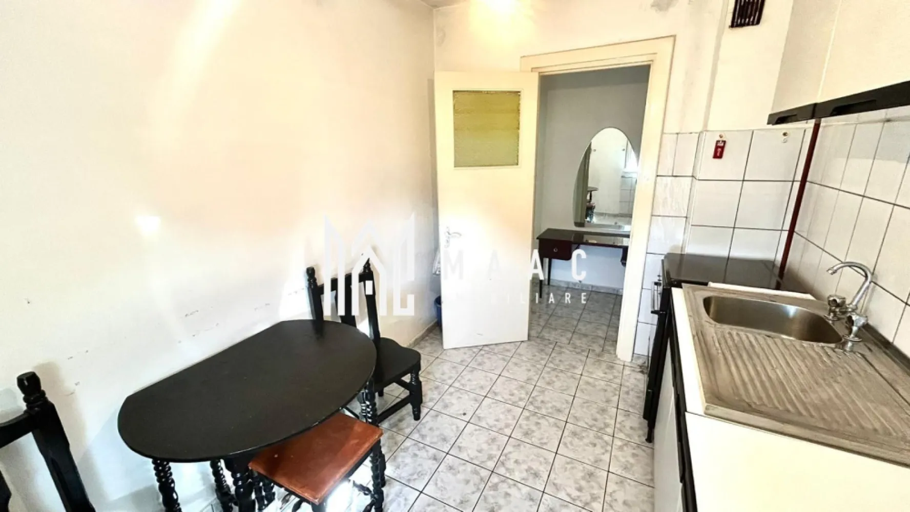 Apartament 3 camere | Bucatarie Separata | Balcon închis | Cedonia