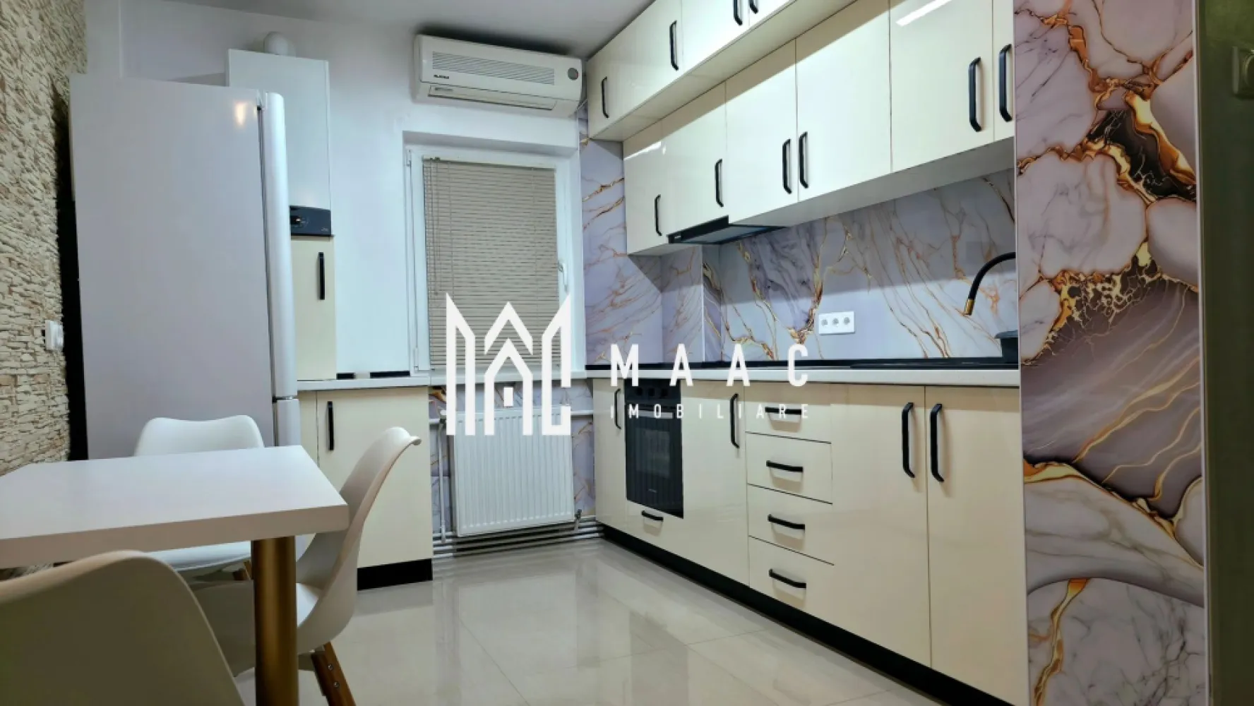 Apartament 2 camere et 2 lift Mihai Viteazu