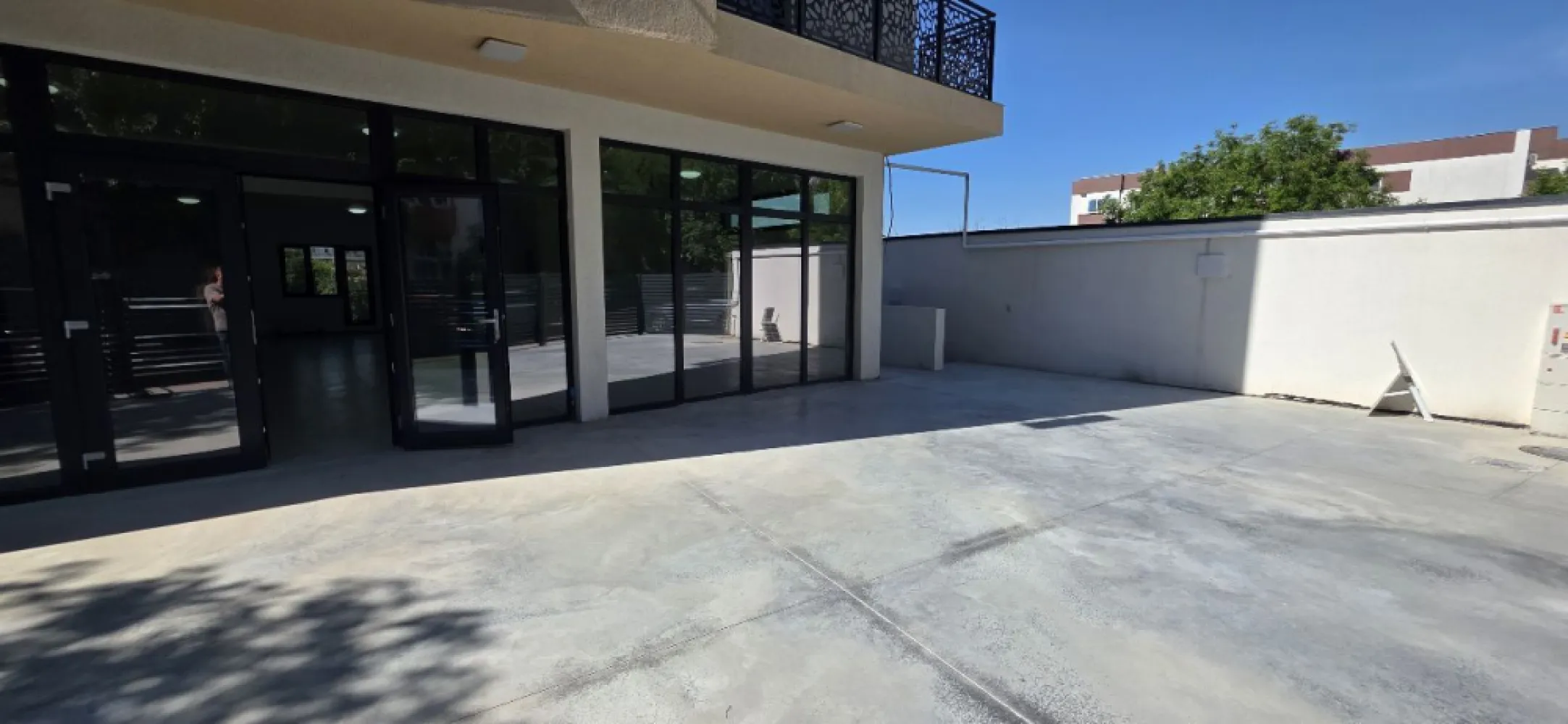 Salajan spatiu comercial 350 mp de inchiriat