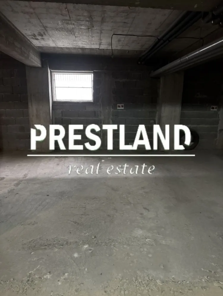 Apartament situat într-o zonă exclusivistă! - Apartament cu 3 camere, decomandat, situat pe Calea Dumbrăvii la et.3 , suprafață utilă 85 mp, cu 2 băi, 2 balcoane și garaj subteran se vinde mobilat la cheie.