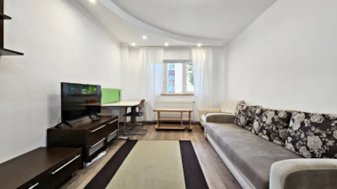 Racadau-Parc apartament 3 camere mobilat, utilat