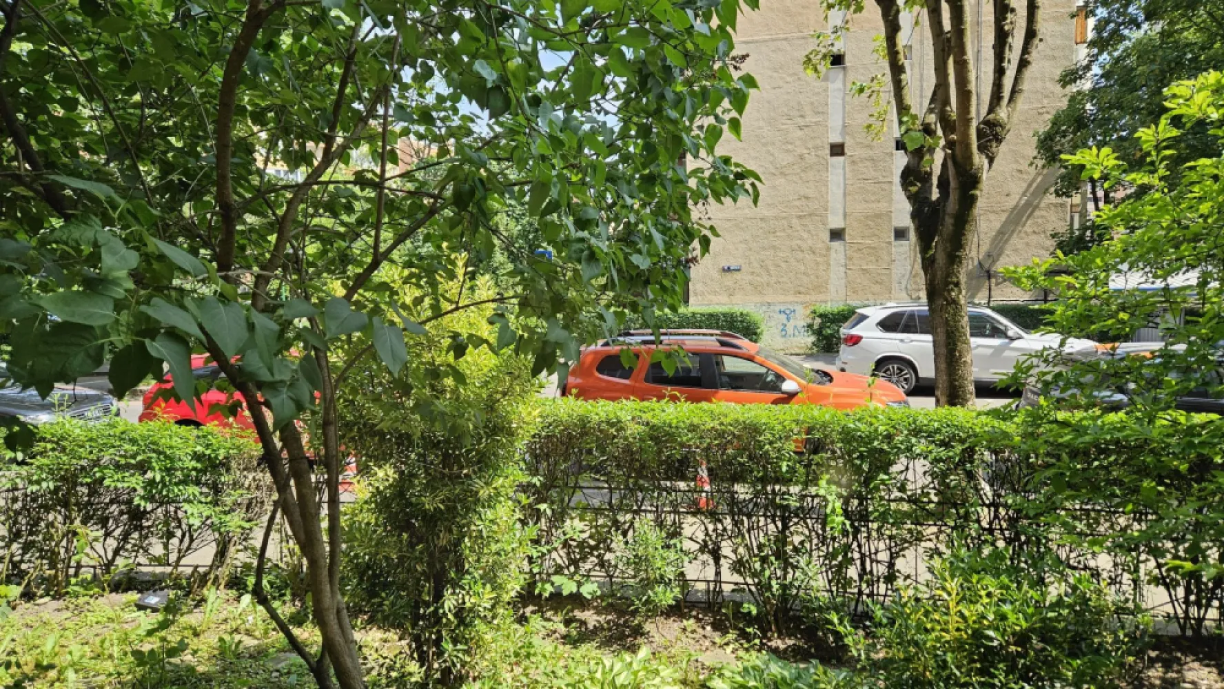 Racadau-Parc apartament 3 camere mobilat, utilat