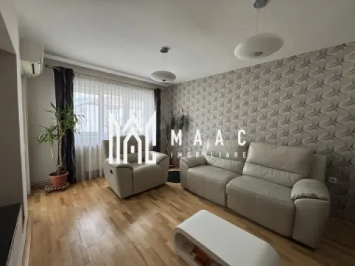 Logo MAAC IMOBILIARE logo