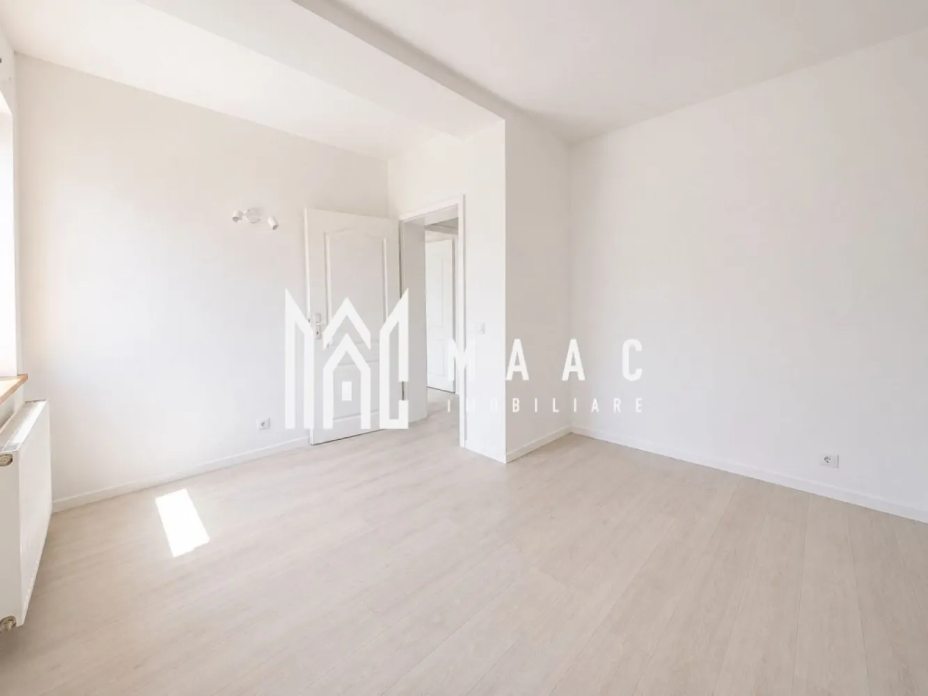 Spatiu comercial/ birouri | Etaj 1 | 80MP | Sub Arini
