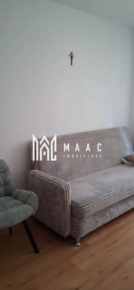 Apartament 2 camere | 44 mp | Zona Mihai Viteazu | Etajul 1 - MAAC Imobiliare vă propune spre vânzare un apartament de 2 camere, semidecomandat, cu o suprafață utilă de 44 mp, situat la etajul 1 al unui imobil bine întreținut din zona Mihai Viteazu – una dintre cele mai căutate zone din oraș, datorită accesului facil la puncte de interes, transport public, școli și centre comerciale.

Locuința este compartimentată eficient și oferă un spațiu confortabil, ideal atât pentru o familie, cât și pentru investiție (închiriere pe termen lung sau regim hotelier).

Apartamentul se vinde complet mobilat și utilat, fiind pregătit pentru mutare imediată, fără a necesita investiții suplimentare.

Caracteristici principale:

* Suprafață utilă: 44 mp
* Compartimentare: semidecomandată
* Etaj: 1
* Complet mobilat și utilat
* Zonă excelentă, cu acces rapid la toate facilitățile urbane

Avantaje:

* Ideal pentru locuință personală sau investiție
* Poziționare foarte bună
* Etaj intermediar
* Disponibil imediat

Pentru mai multe detalii sau programarea unei vizionări, nu ezitați să ne contactați!

MAAC Imobiliare – partenerul dumneavoastră de încredere în tranzacții imobiliare. Va rugam specificati CP3185748