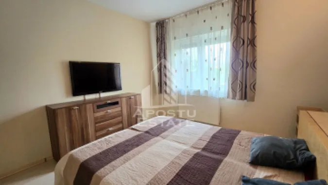 Apartament de vanzare cu 3 camere, bloc nou, centrala proprie,Aradului