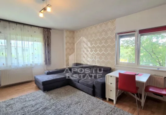 Apartament de vanzare cu 3 camere, bloc nou, centrala proprie,Aradului