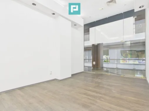 Spațiu comercial/de birouri/showroom în Arad