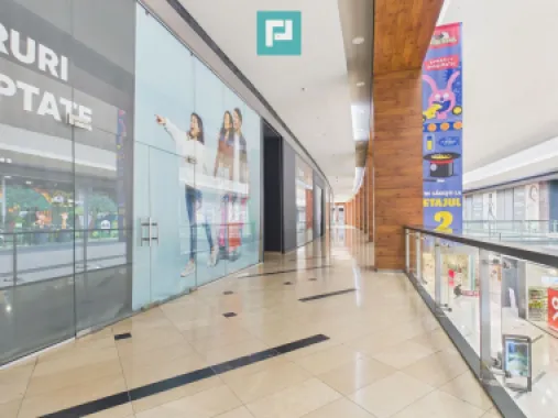 Spațiu comercial/de birouri/showroom în Arad