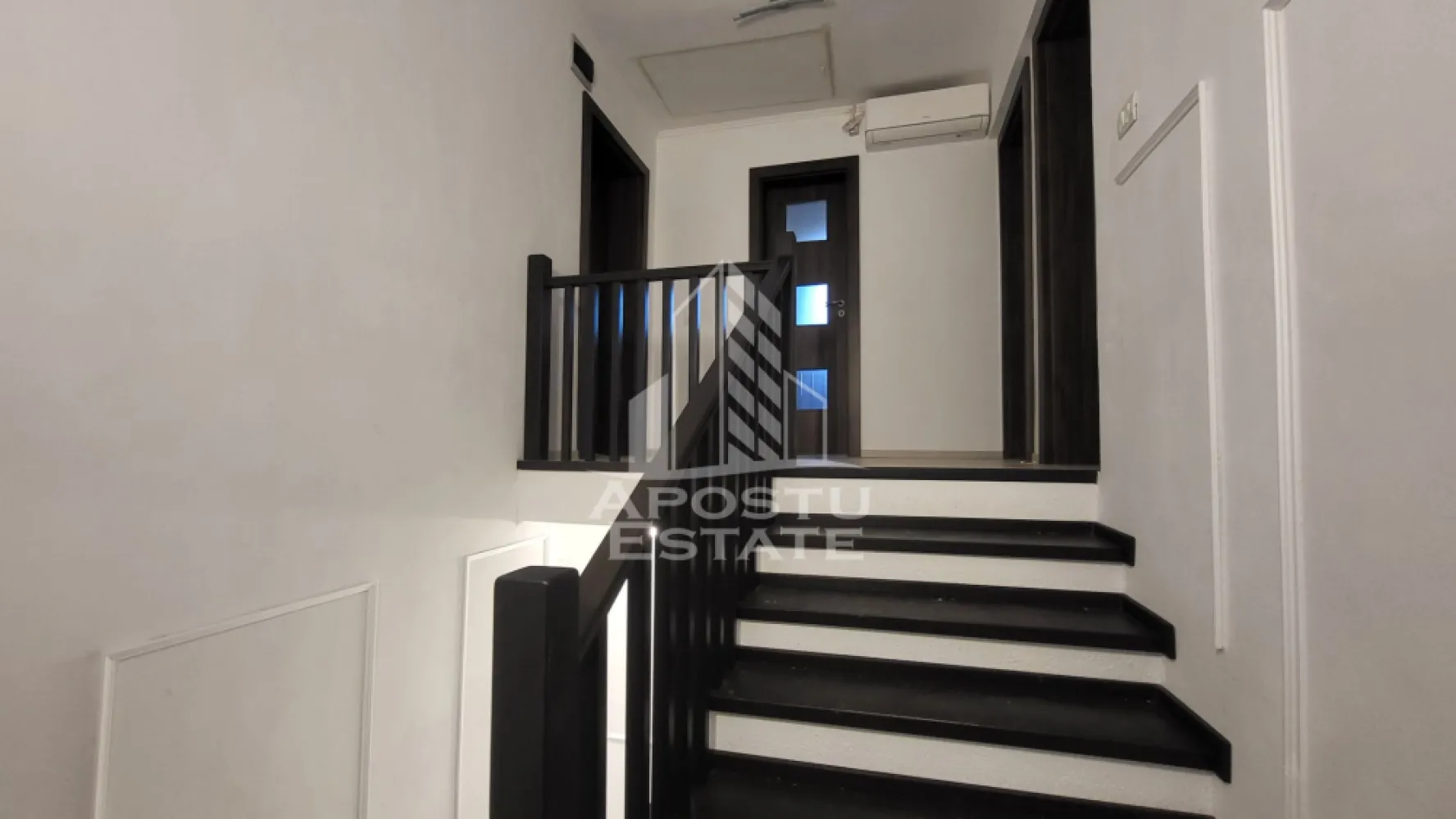 Duplex 5 camere, 3 bai, mobilat si utilat,Dumbravita