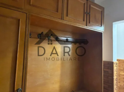 De vanzare apartament cu 2 camere