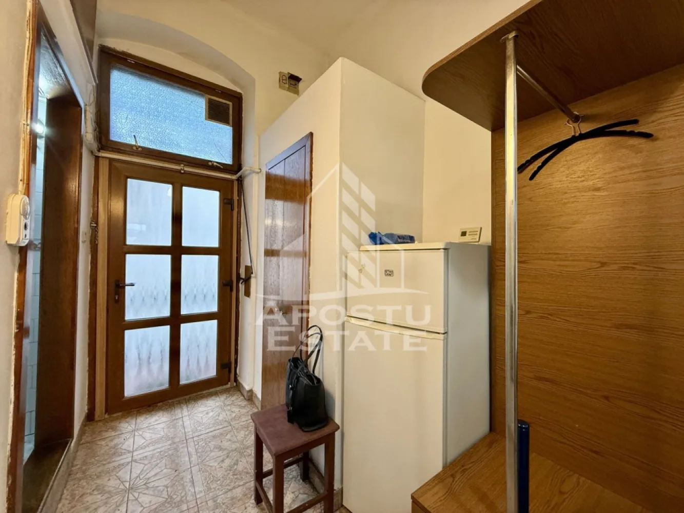 Apartament o camera, 43mp, centrala proprie, Ultracentral