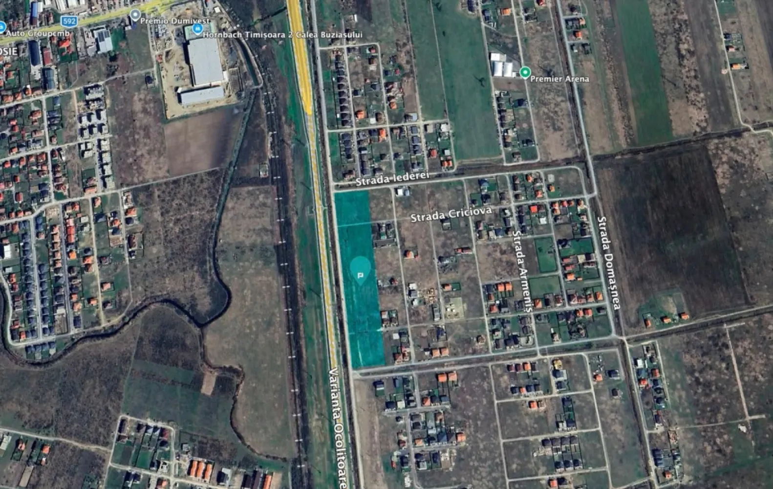 Parcele teren intravilan – Moșnița Nouă - Oferim spre vânzare parcele de teren intravilan, cu suprafețe cuprinse între 500 și 650 mp, ideale pentru construcția de case individuale sau duplex, situate în Moșnița Nouă, într-o zonă în plină dezvoltare, în apropierea străzilor Criciova și Mărășești.

Caracteristici urbanistice:
• Regim de înălțime: S+P+1E+Er/M
• POT: 30%
• CUT: 1
• Destinație: rezidențial – locuințe individuale / duplex

Avantaje:
• Parcele cu forme regulate, ușor de construit
• Străzi cuprinse în planul de asfaltare pentru anul 2026
• Utilități (apă, canalizare, curent) în curs de finalizare
• Zonă liniștită, cu construcții noi
• Potrivite atât pentru locuință proprie, cât și pentru investiție

Acces facil către Timișoara, într-una dintre cele mai dinamice zone rezidențiale din Moșnița Nouă.
Pentru informații suplimentare, plan parcelar, prețuri și disponibilitate, vă stăm la dispoziție:

Daniela Ianc- 0722375289
daniela.ianc@propertylab.ro

Remus Beiusanu- 0785 997 537
remus.beiusanu@propertylab.ro

CP2895771