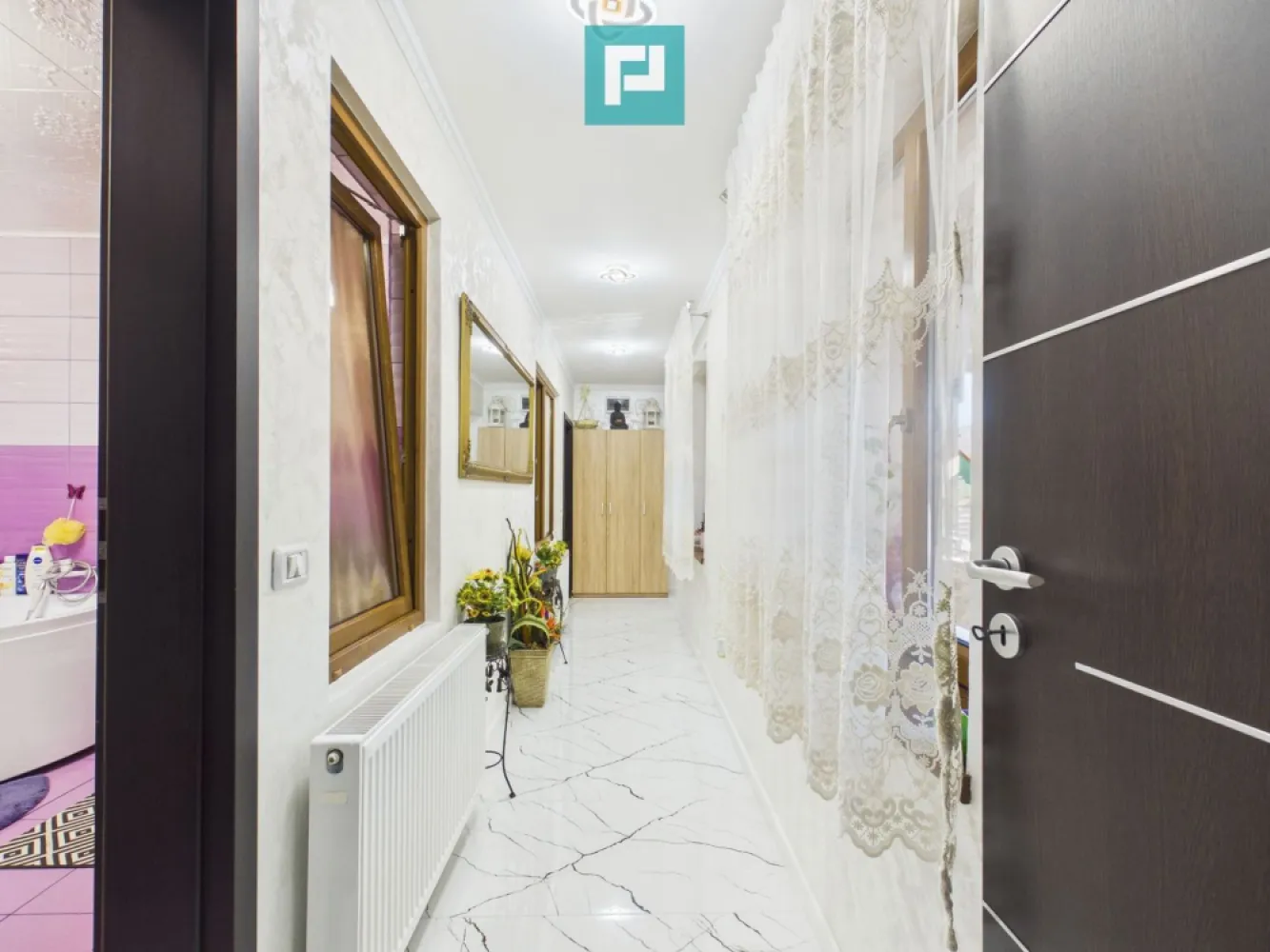 Casa cu 4 camere in Aradul Nou