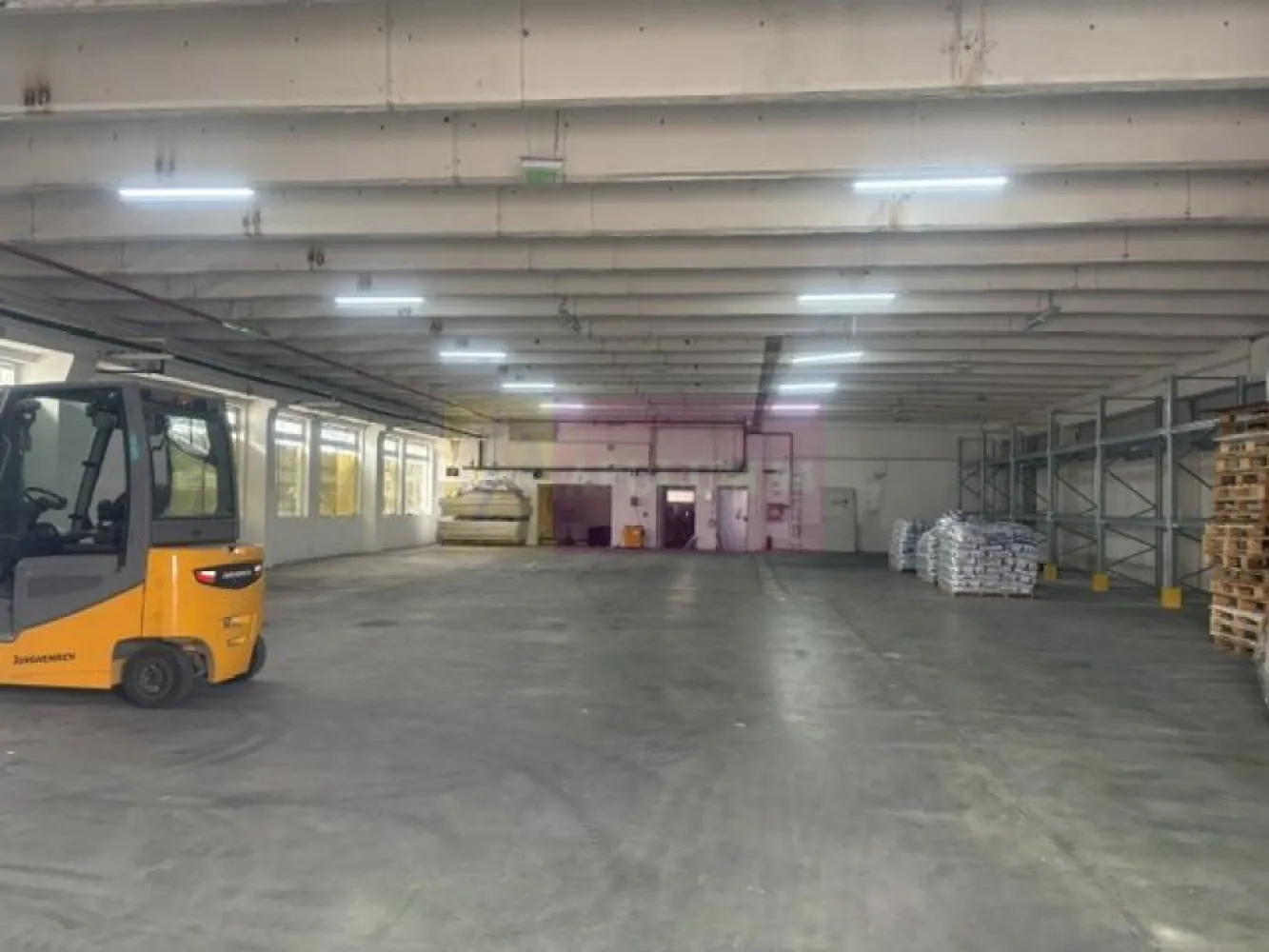 Hale industriale cu parcari multiple Bragadiru Sos Alexandriei stradal