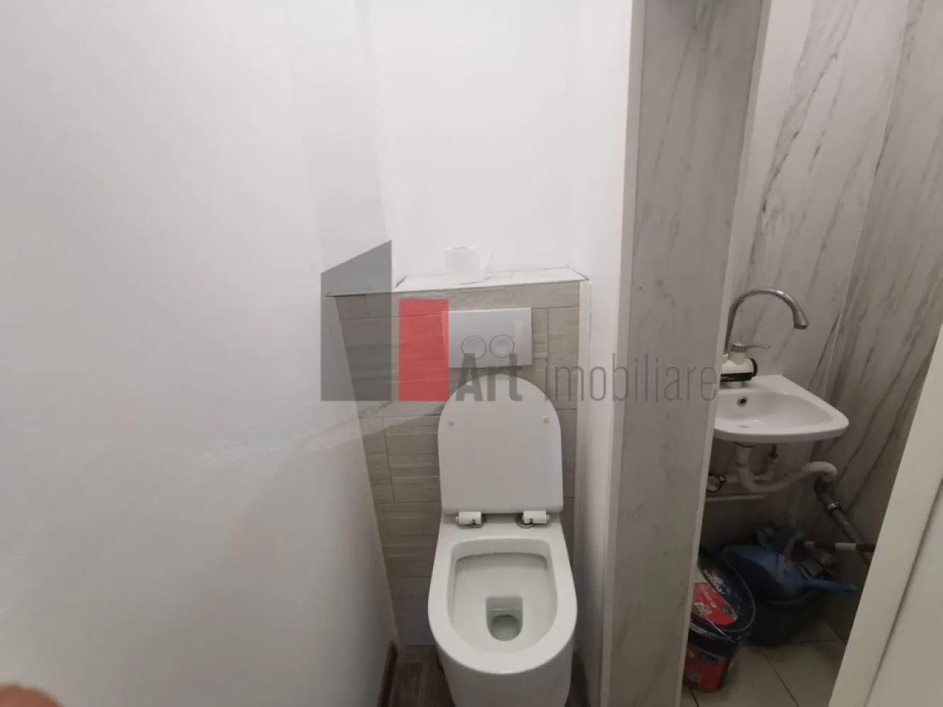 %0 Comision Spatiu comercial de inchiriat in zona Kogalniceanu/Cismigiu